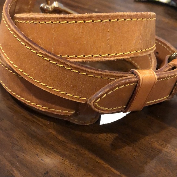 LOUIS VUITTON Replacement Vachetta Leather Shoulder Strap with LV Clasps and Pad - Picture 3 of 14